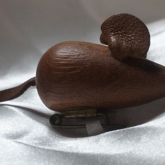 135 Danish Mouse Pin - Picture 4 of 4